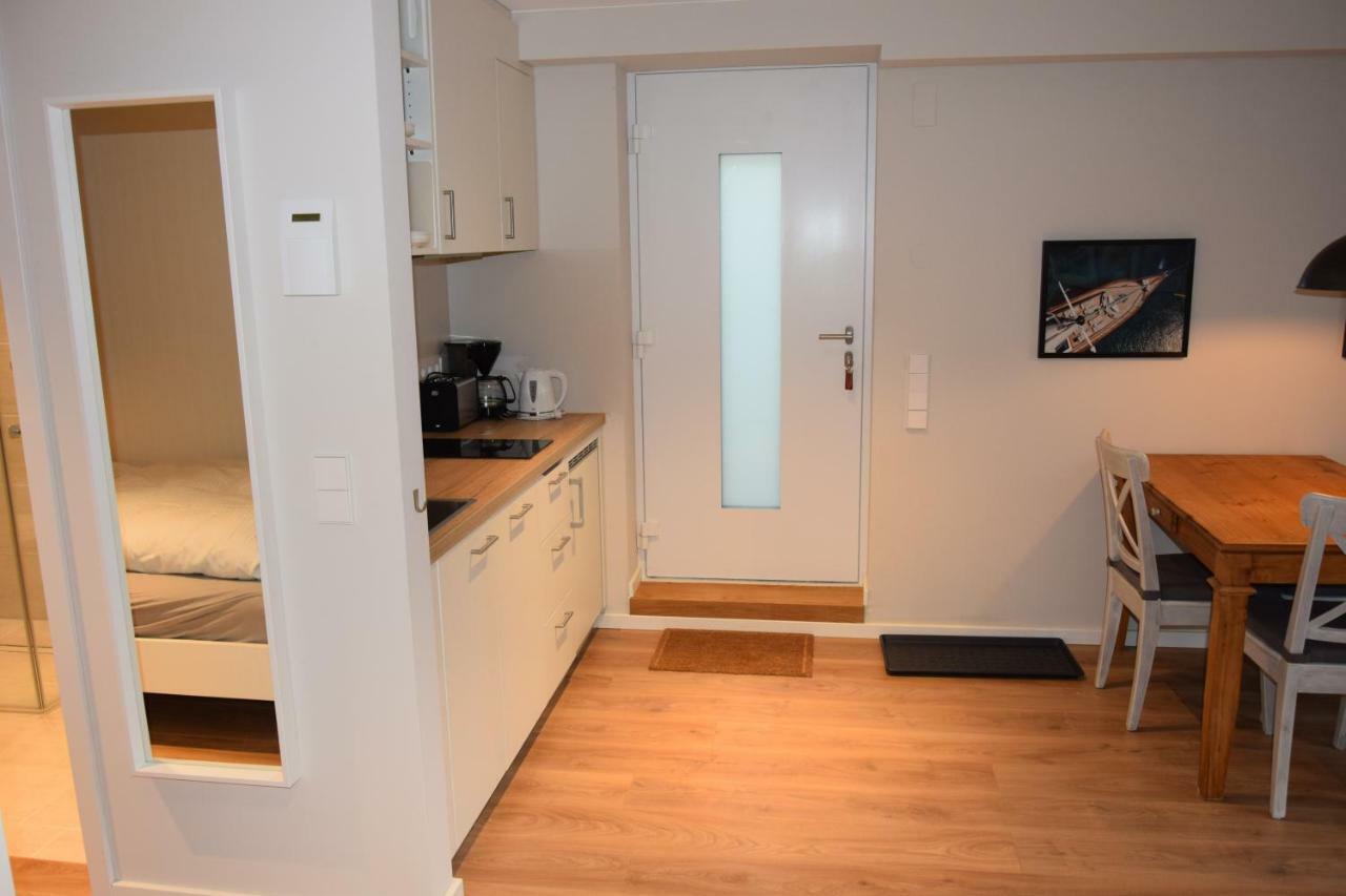 Sehr Schoene Kleine Wohnung Elbnaehe Mit Guten Parkmoeglichkeiten Hamburgo Exterior foto